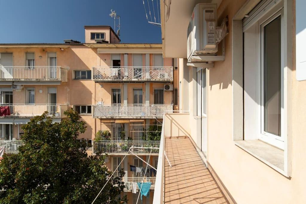 Appartamento Sul Fiume Al Portello Padua Exterior foto